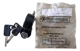 Ma�aneta Externa Porta Mala Gm Caravan 75/87 Preta Preta Traseira
